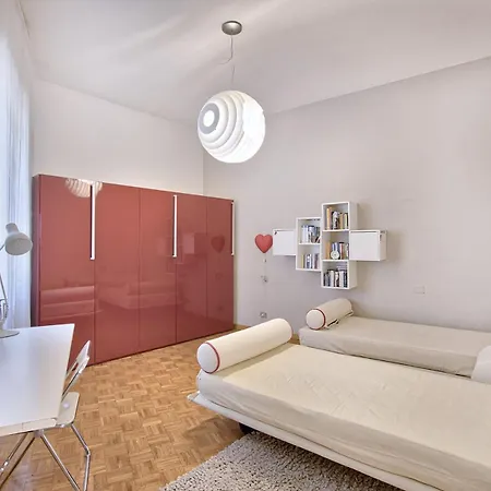 Easylife - - Piazza Guido Monaco 1 * 阿雷佐